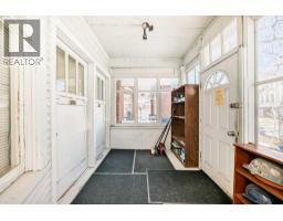 1227 13 Avenue SW - photo 4