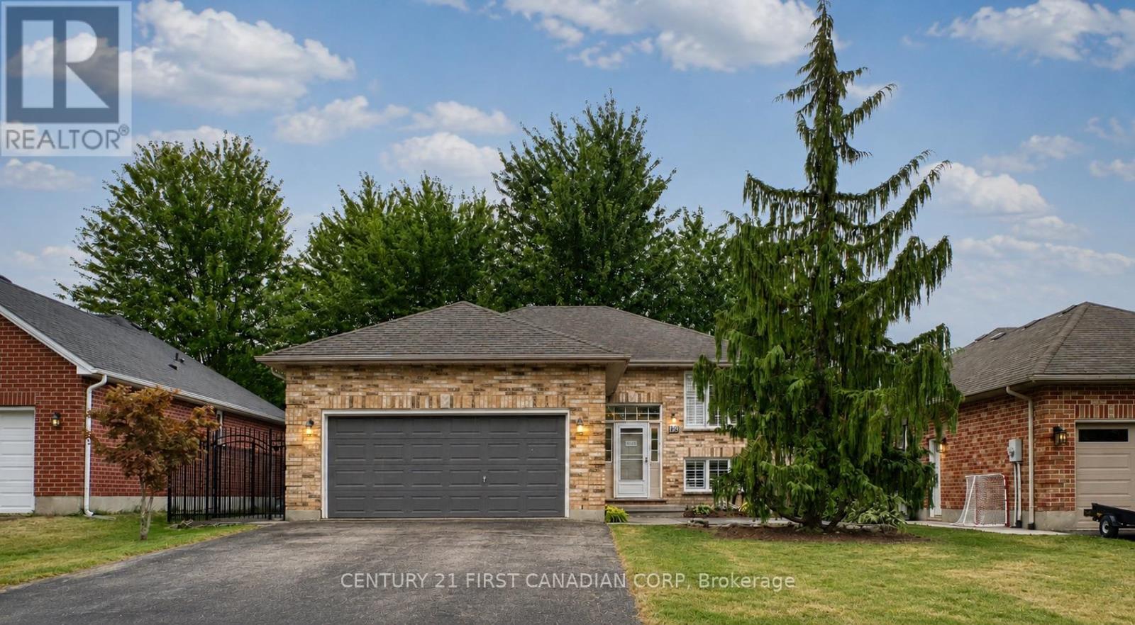 189 GIBSON CRESCENT, Lucan Biddulph (Lucan)