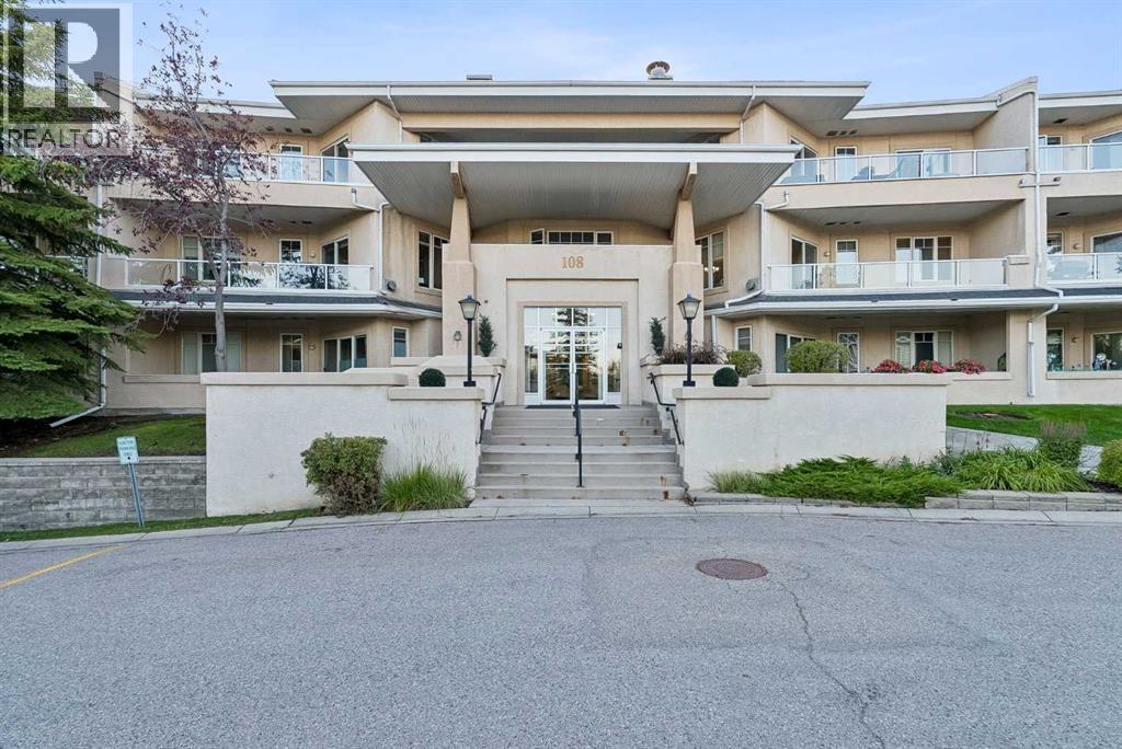 102, 108 Edgeridge Terrace NW, Calgary