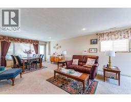 414 Gateway Crescent S - photo 25