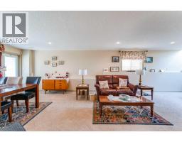 414 Gateway Crescent S - photo 29