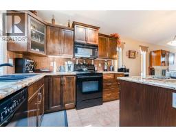 414 Gateway Crescent S - photo 11