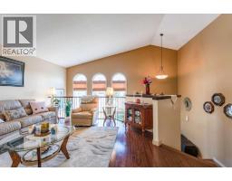 414 Gateway Crescent S - photo 13