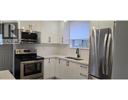 4pc Bathroom - 284 Brucedale Avenue E, Hamilton, ON L9A1P9 Photo 6