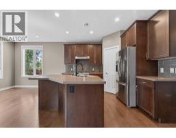 4pc Bathroom - 47 Elgin Meadows Road Se, Calgary, AB T2Z0S1 Photo 17