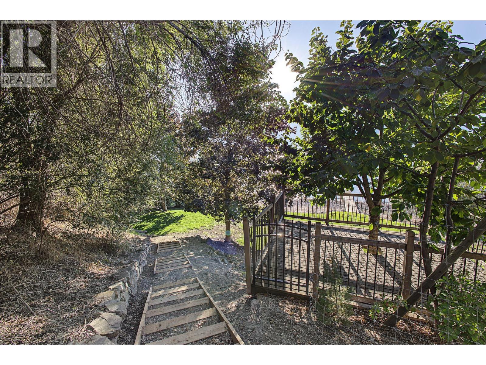 13470 Carrs Landing Road, Lake Country