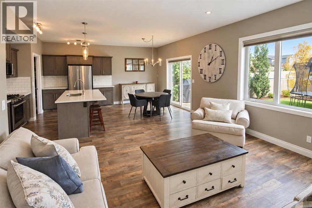 Listing photo – 7 Tory Close, Red Deer