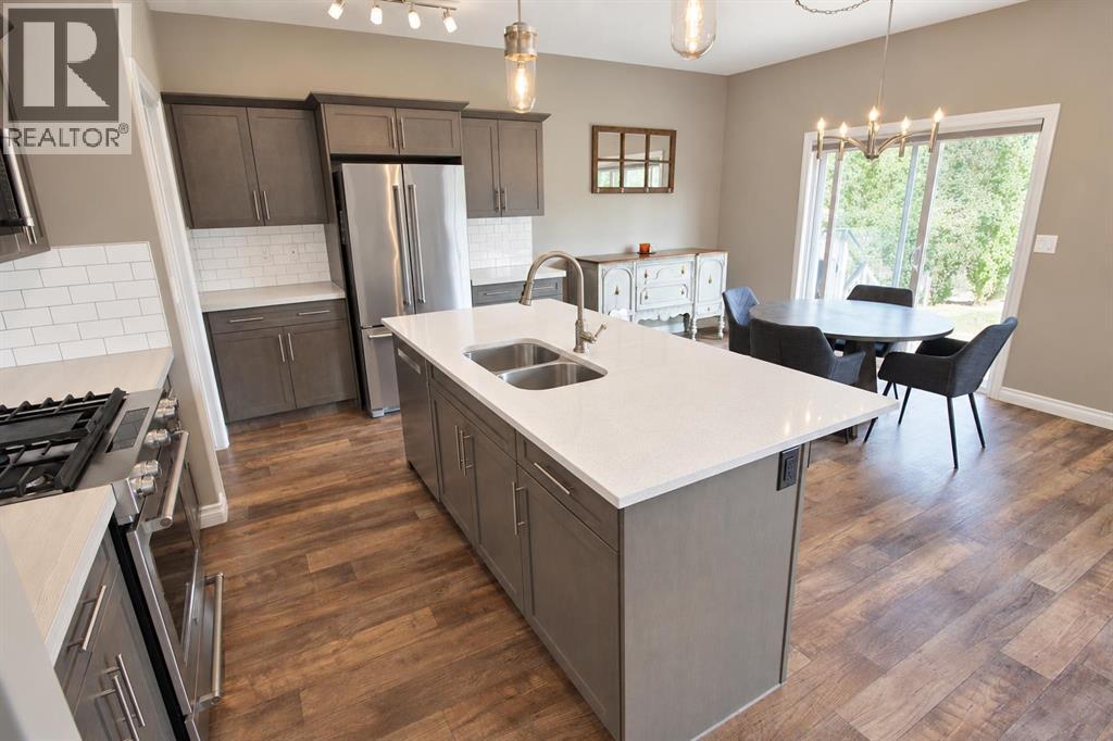 Listing photo – 7 Tory Close, Red Deer