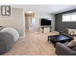 7 Tory Close, Red Deer, AB T4P0W4 Photo 25