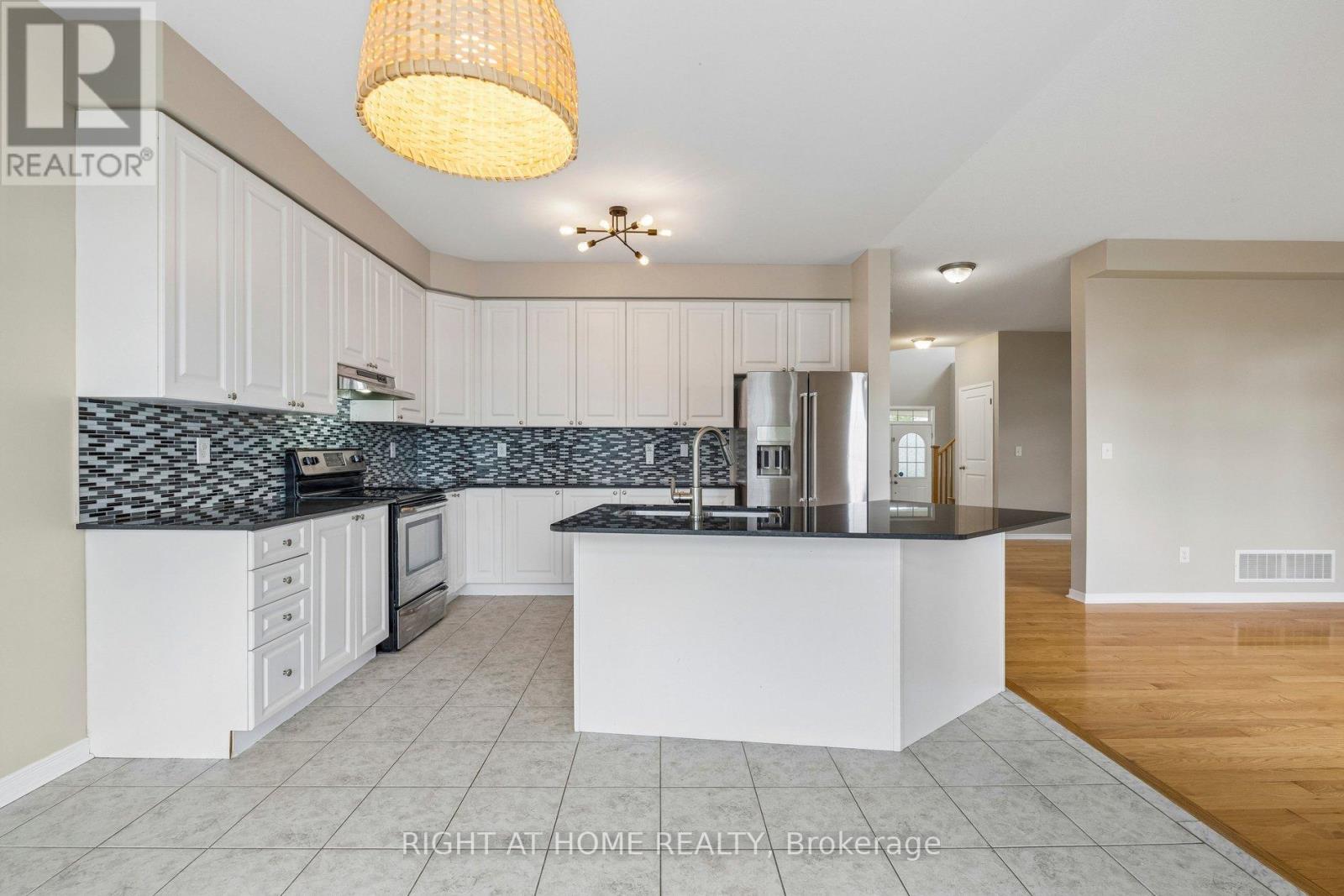 150 JENNINGS DRIVE, Clarington (Bowmanville) — photo 12
