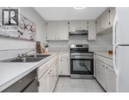 8 7371 Montecito Drive, Burnaby, BC V5A1R4 Photo 6