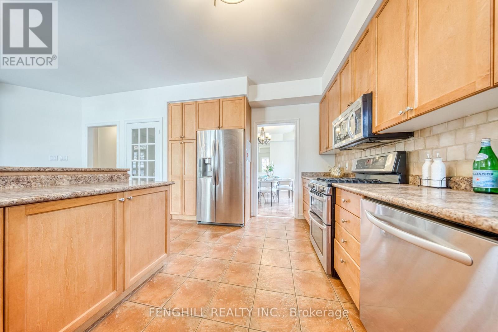 842 GREENLEAF CIRCLE - Image 15