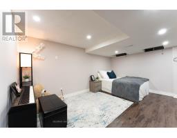 7686 Black Walnut Trail, Mississauga, ON L5N8A6 Photo 12