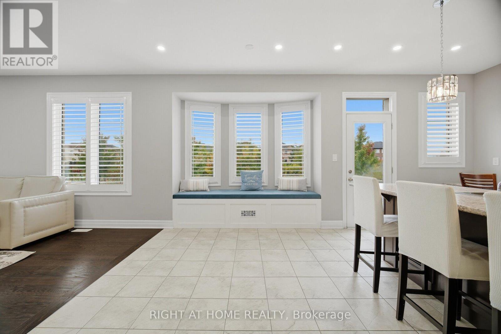 1444 CONNAUGHT TERRACE, Milton (FO Ford) — photo 11