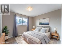 84 Templehill Drive NE - photo 13