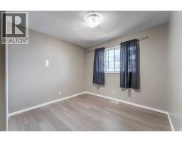 84 Templehill Drive NE - photo 17