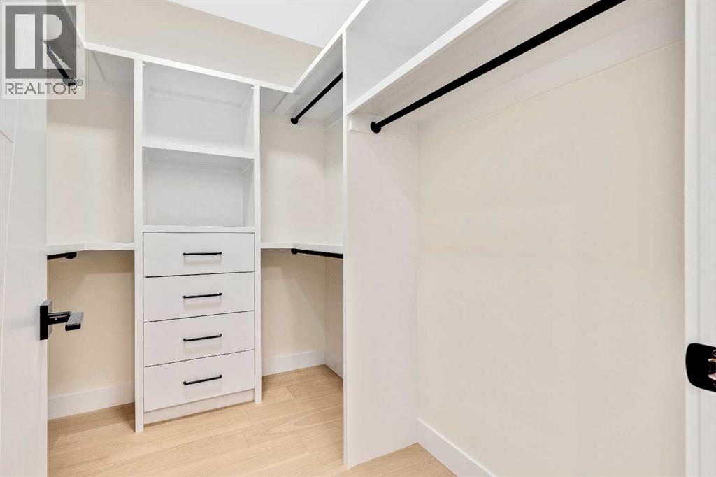 2433 23 Street NW - Image 21