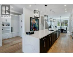 Primary Bedroom - 1906 43 Avenue Sw, Calgary, AB T2T2M9 Photo 9