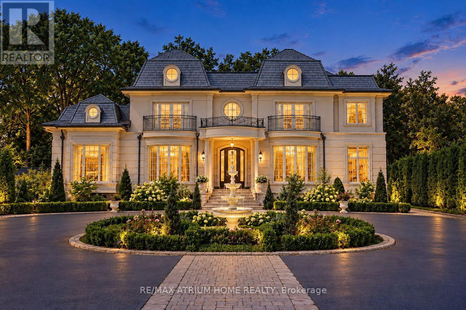 9 Legacy Court, Toronto, ON photo 2