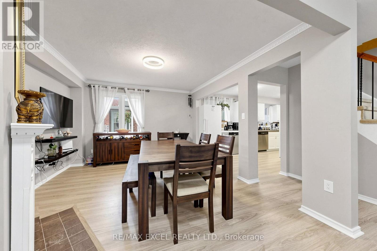 24 REDHEUGH CRESCENT, Toronto (Steeles) — photo 10