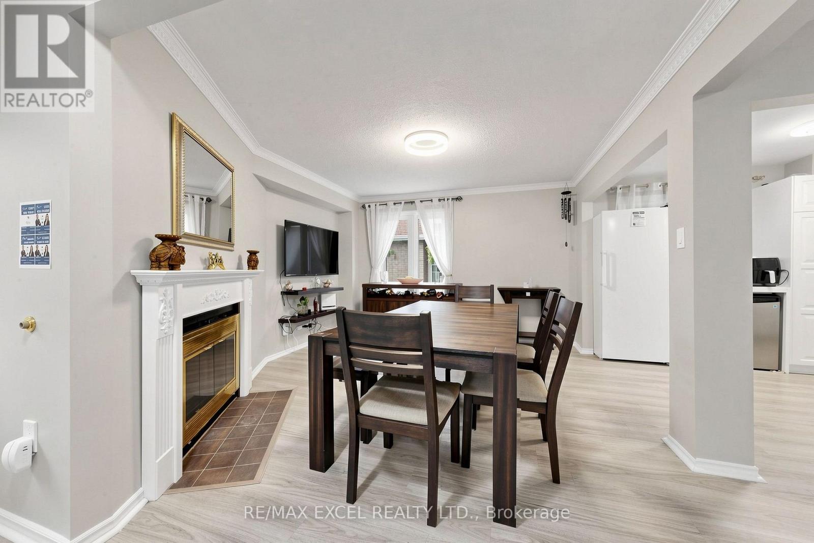 24 REDHEUGH CRESCENT, Toronto (Steeles) — photo 11