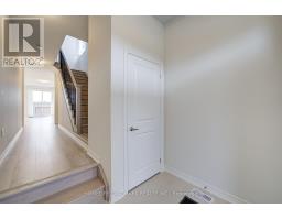 Bedroom 3 - 80 Tipp Drive, Richmond Hill, ON L4E1M2 Photo 6