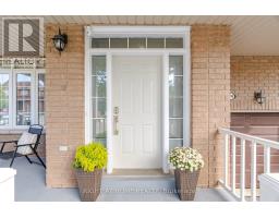2249 Crestmont Drive, Oakville, ON L6M5J5 Photo 6