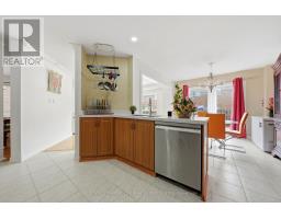 15 Charleswood Circle, Brampton, ON L7A1Z1 Photo 10