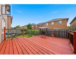 15 Charleswood Circle, Brampton, ON L7A1Z1 Photo 19