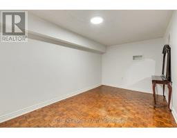 1302 Redbank Crescent, Oakville, ON L6H1Y5 Photo 31