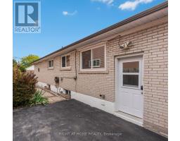 1302 Redbank Crescent, Oakville, ON L6H1Y5 Photo 32