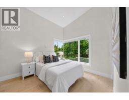 31 Glenmore Drive, West Vancouver, BC V7S1A5 Photo 18