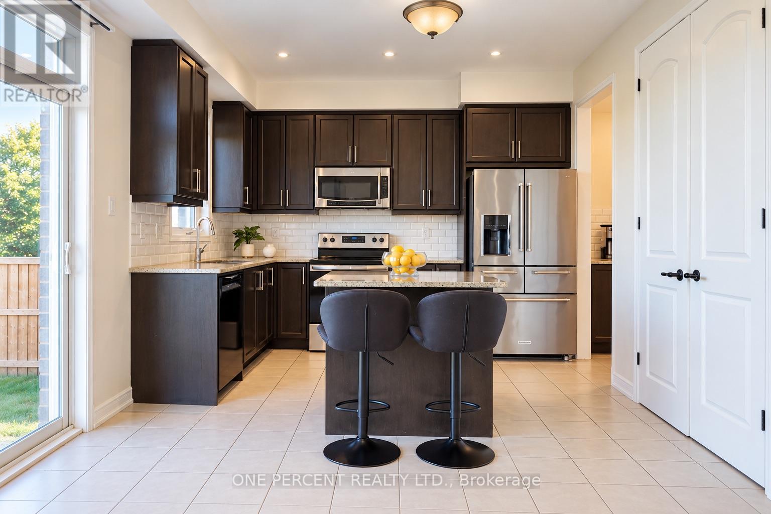 21 ANDERSON ROAD - 20