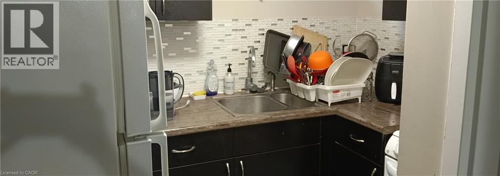 44 HEIMAN Street Unit# 3, Kitchener — photo 6