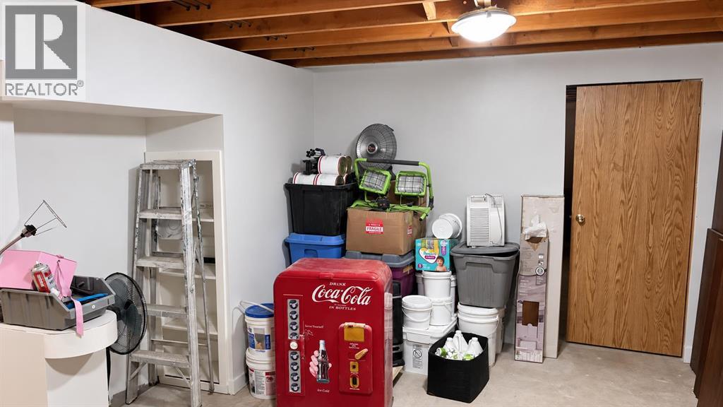 108 2 Street W - Image 6