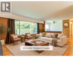 2370 Mountain Highway, North Vancouver, BC V7J2N3 Photo 7