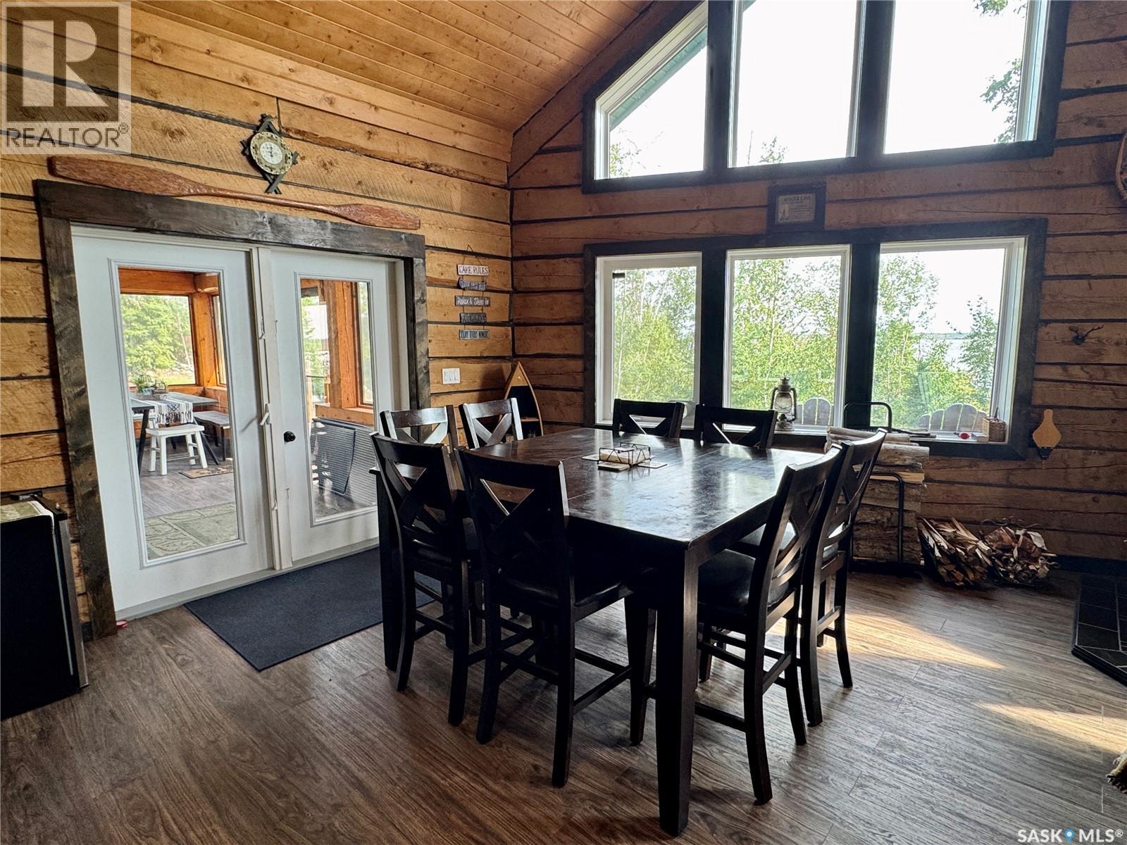 Stunning Remote 4 Season Lakehouse on Nemeiben, Northern Admin District — photo 18