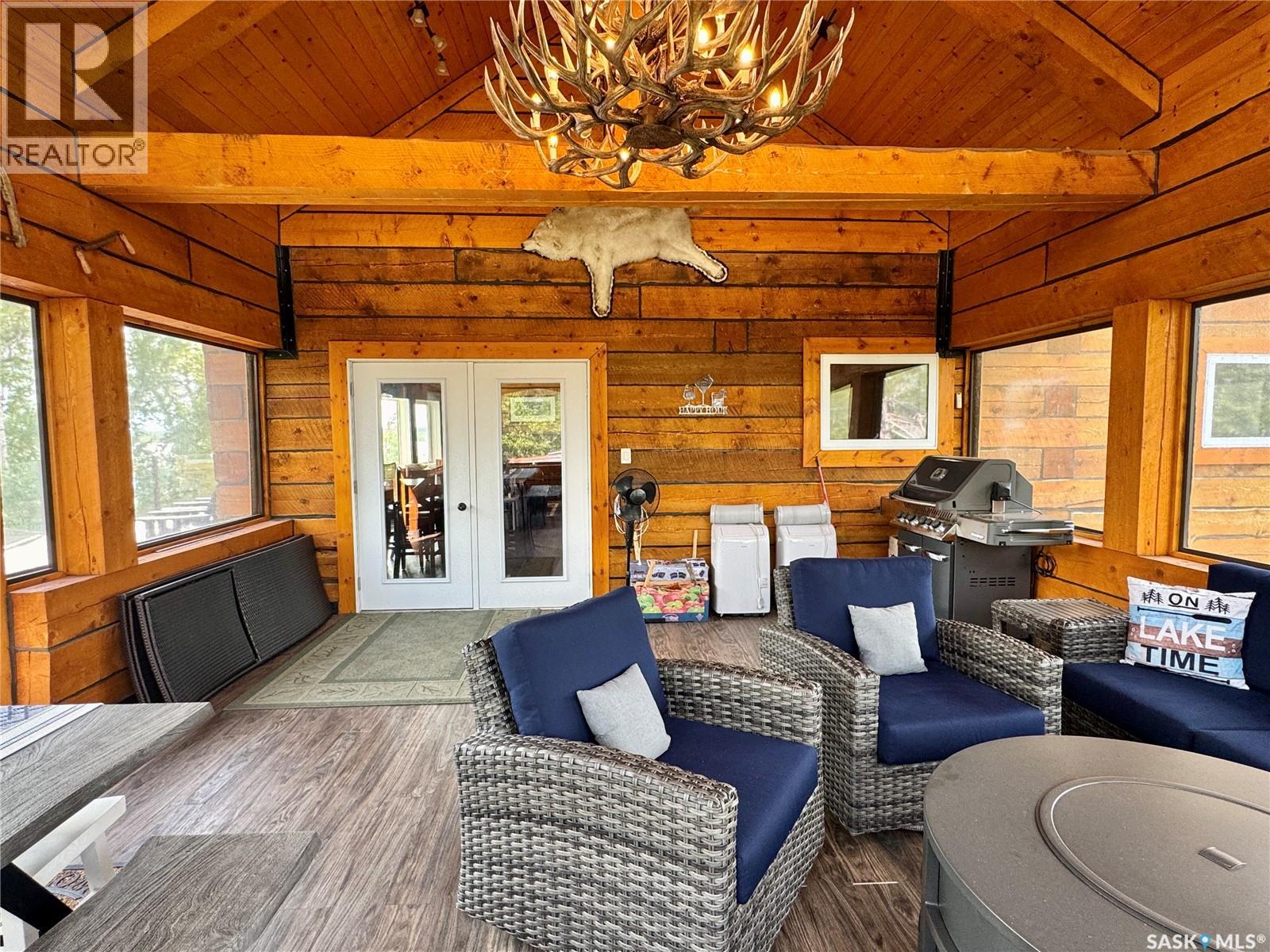 Stunning Remote 4 Season Lakehouse on Nemeiben, Northern Admin District — photo 29