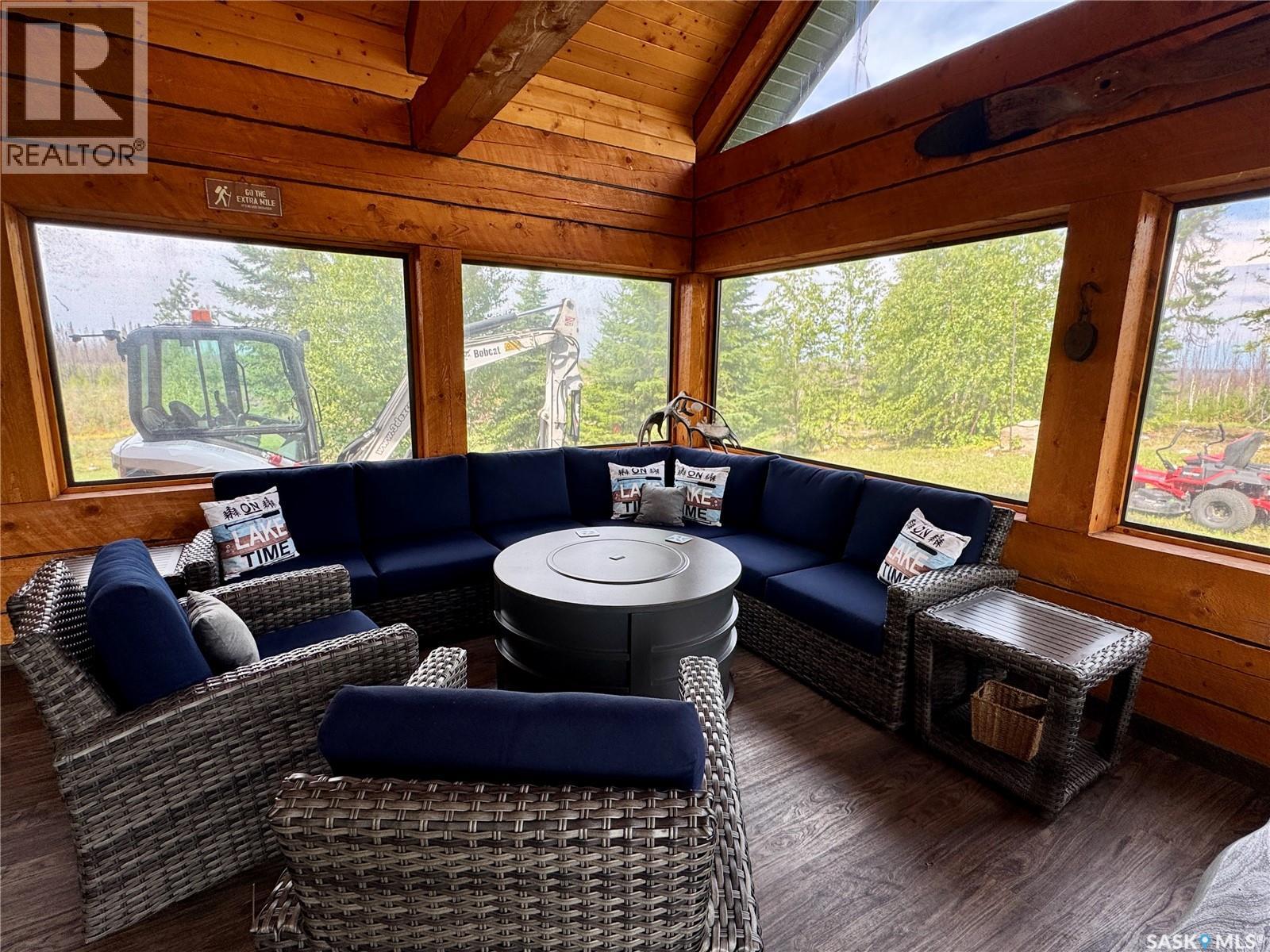 Stunning Remote 4 Season Lakehouse on Nemeiben, Northern Admin District — photo 32