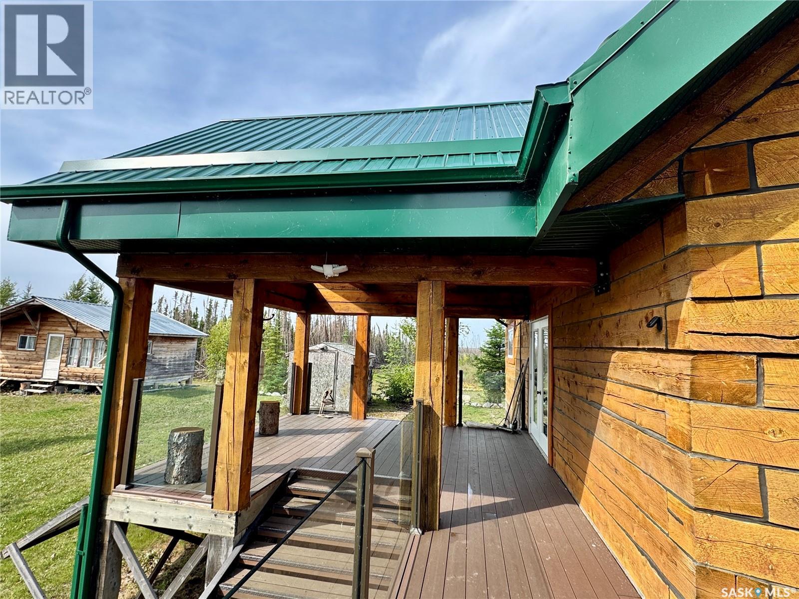 Stunning Remote 4 Season Lakehouse on Nemeiben - Image 83
