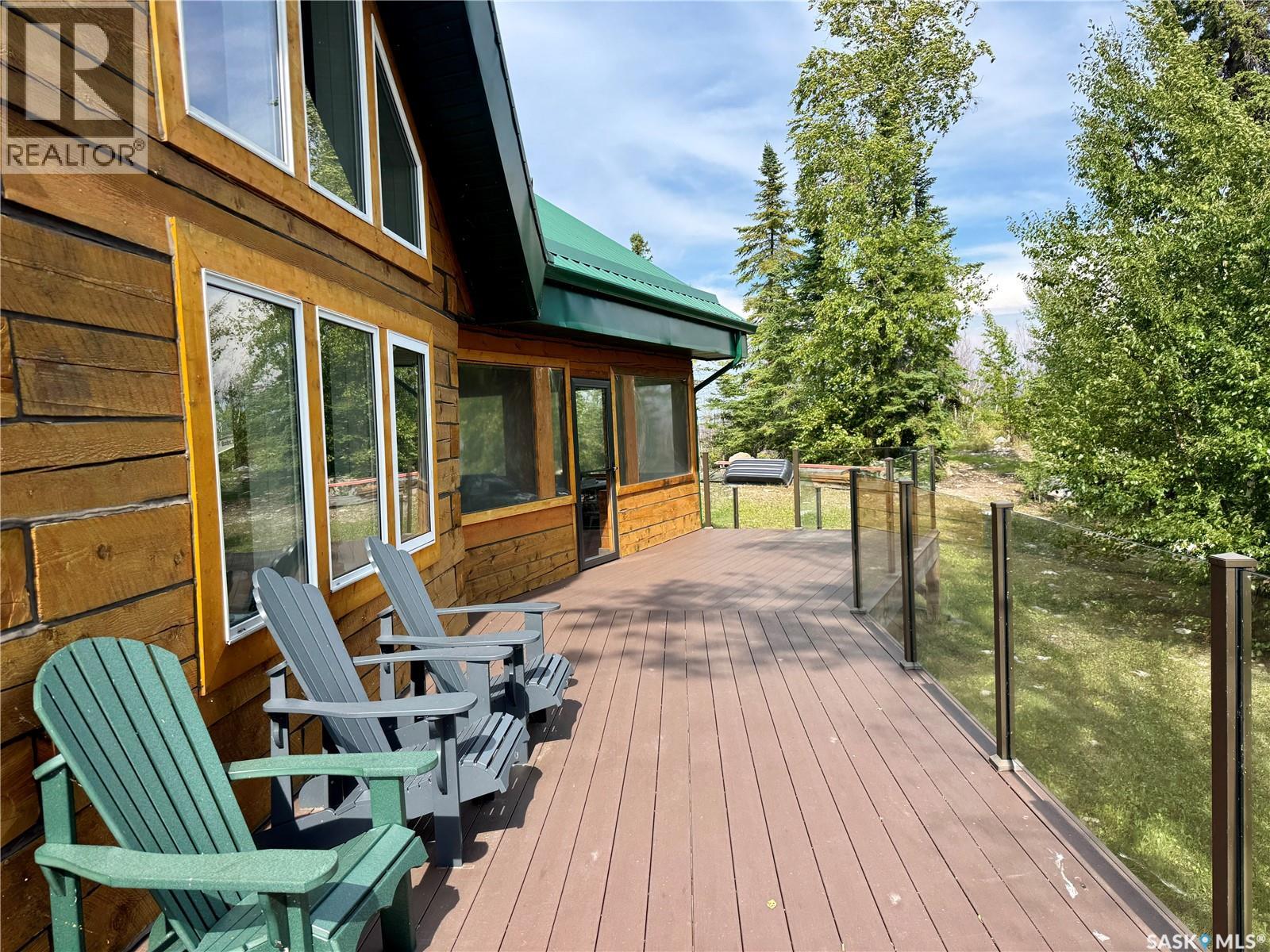 Stunning Remote 4 Season Lakehouse on Nemeiben - Image 84