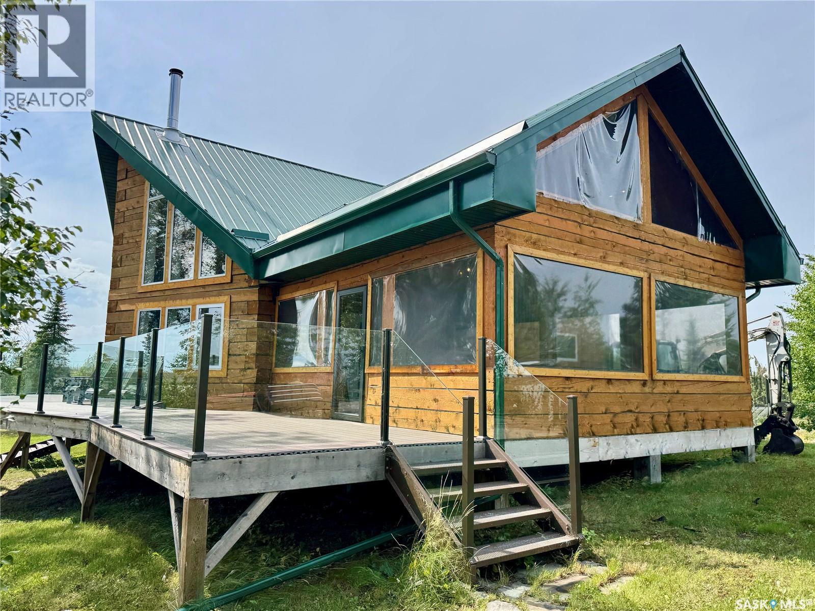 Stunning Remote 4 Season Lakehouse on Nemeiben - Image 87