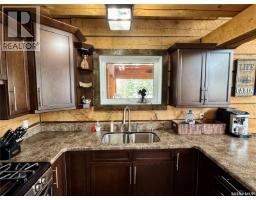 Stunning Remote 4 Season Lakehouse On Nemeiben, Northern Admin District, SK S0J1L0 Photo 14