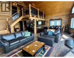 Stunning Remote 4 Season Lakehouse On Nemeiben, Northern Admin District, SK S0J1L0 Photo 21