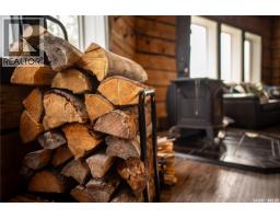 Stunning Remote 4 Season Lakehouse On Nemeiben, Northern Admin District, SK S0J1L0 Photo 24