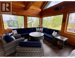 Stunning Remote 4 Season Lakehouse On Nemeiben, Northern Admin District, SK S0J1L0 Photo 32
