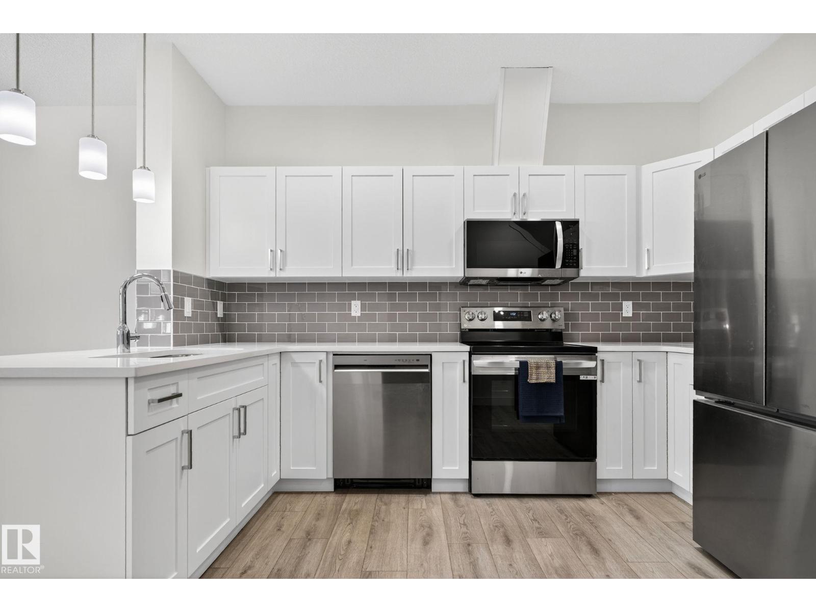 #35 2710 66 ST SW - 14