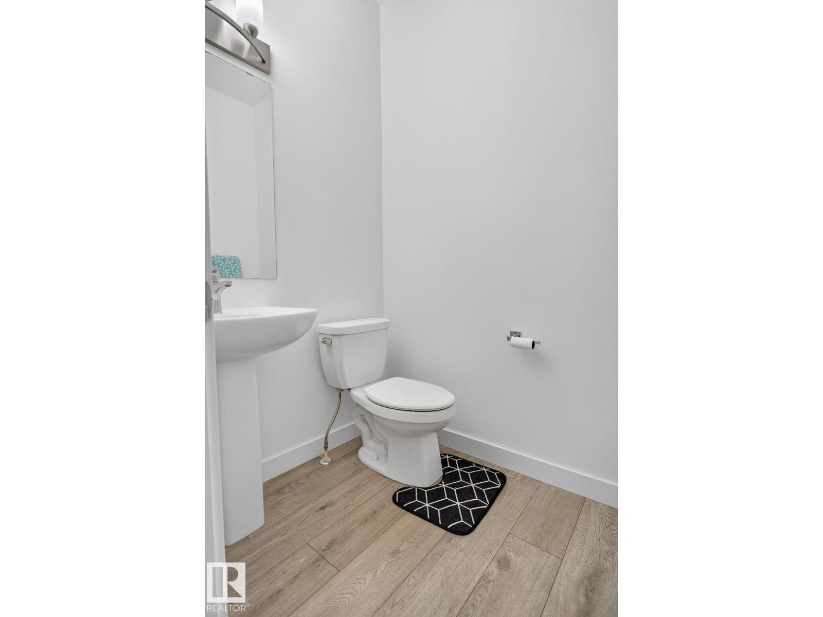 #35 2710 66 ST SW - 32