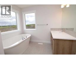 155 Sundown Crescent - photo 18