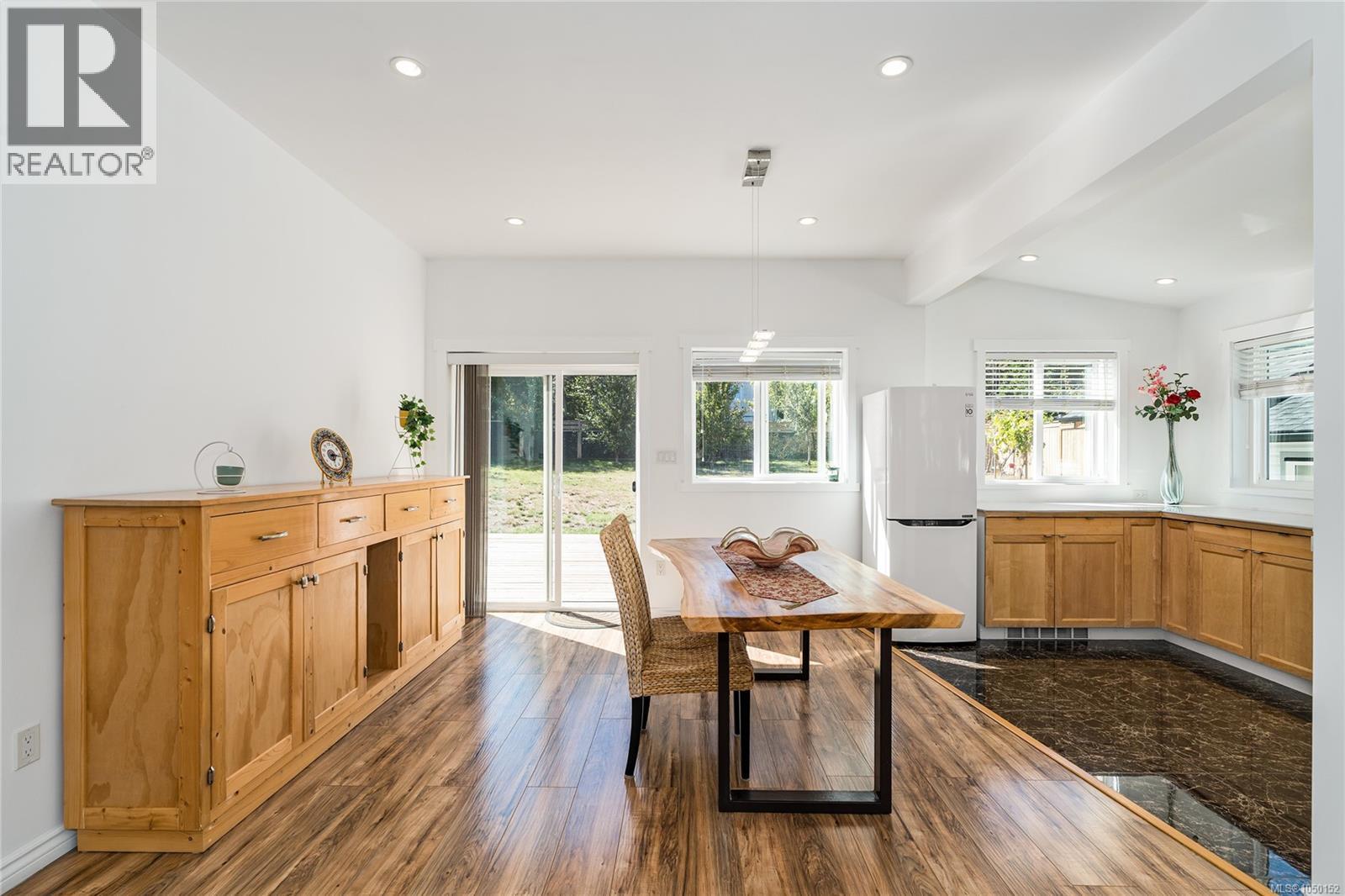 471 Selby St - Image 29